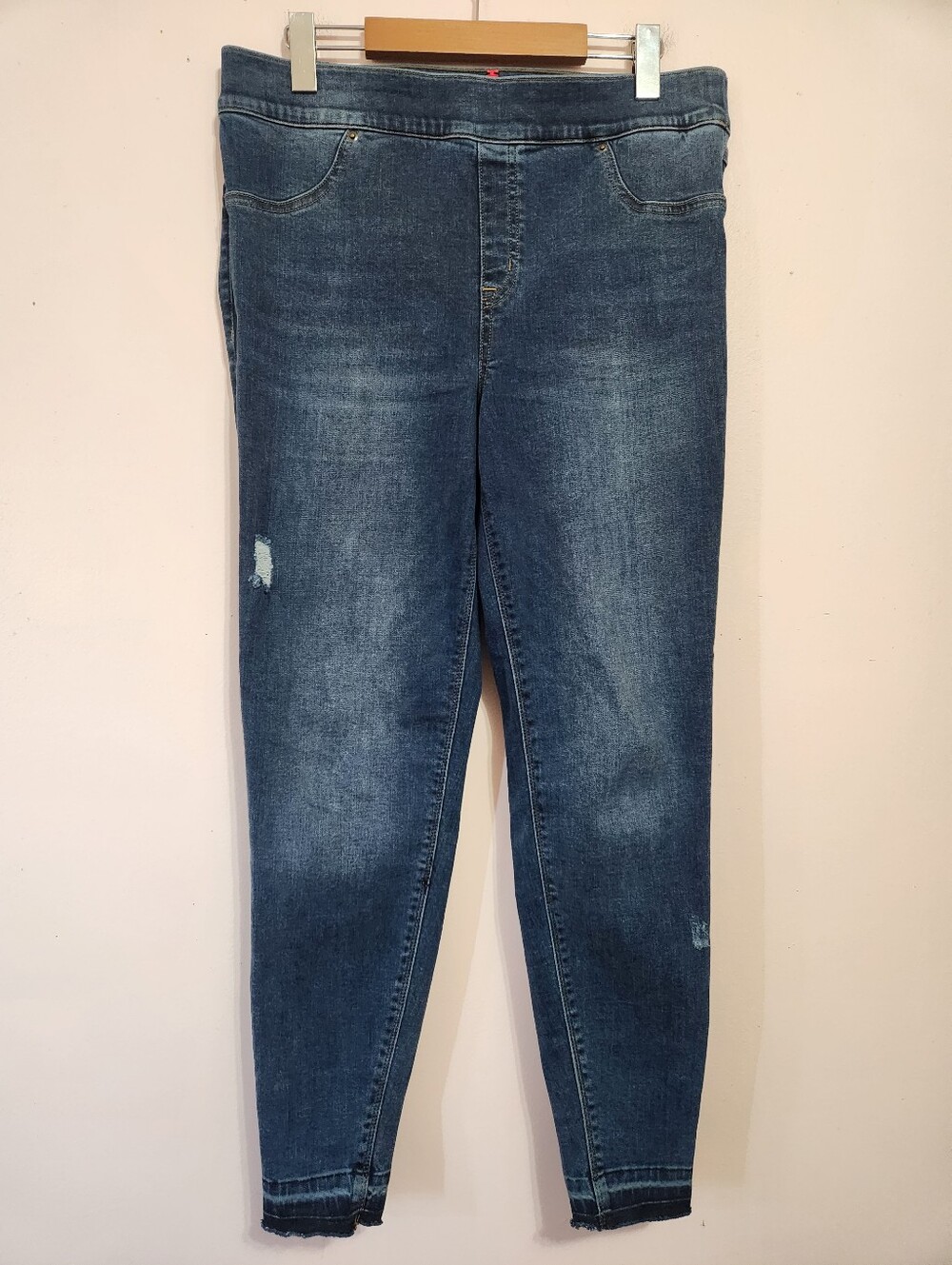 SPANX Medium Wash Distressed Ankle Skinny Pull On Denim Leggings Size XL 20203R